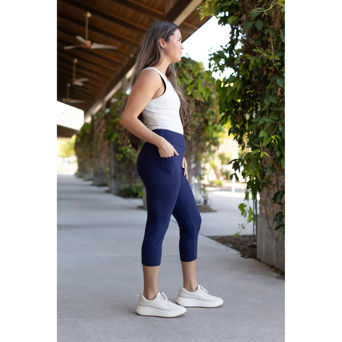 Navy Pocket Leggings Capri